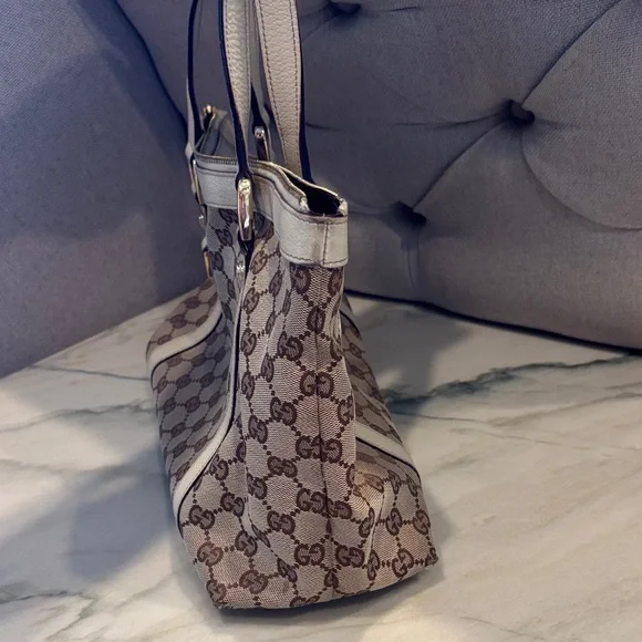 AUTHENTIC Gucci Signature Brown and Cream Tote - Picture 5 of 16